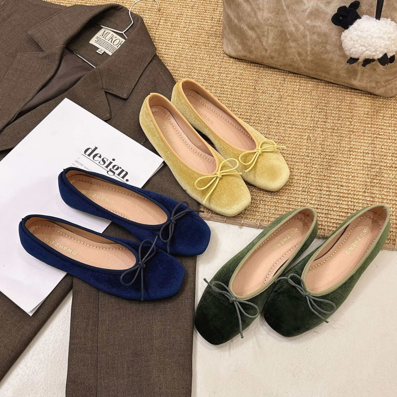 Women'S Fashion Trends - French-style high-end velvet ballet flats for