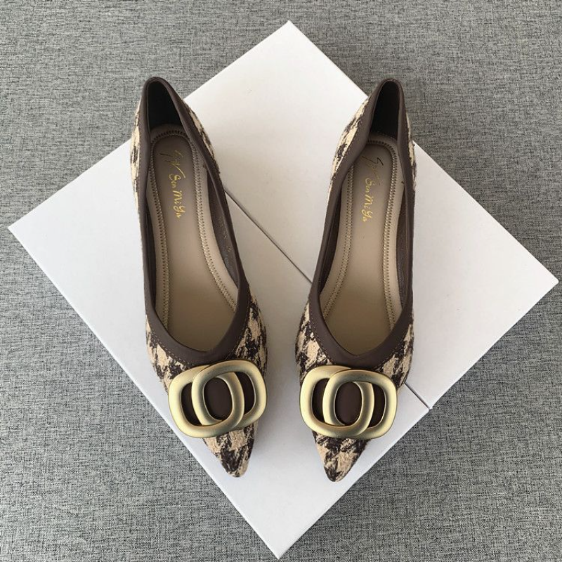 Women'S Fashion Trends Summer 2025 - Ladies Summer Footwear Flats Pointed Toe