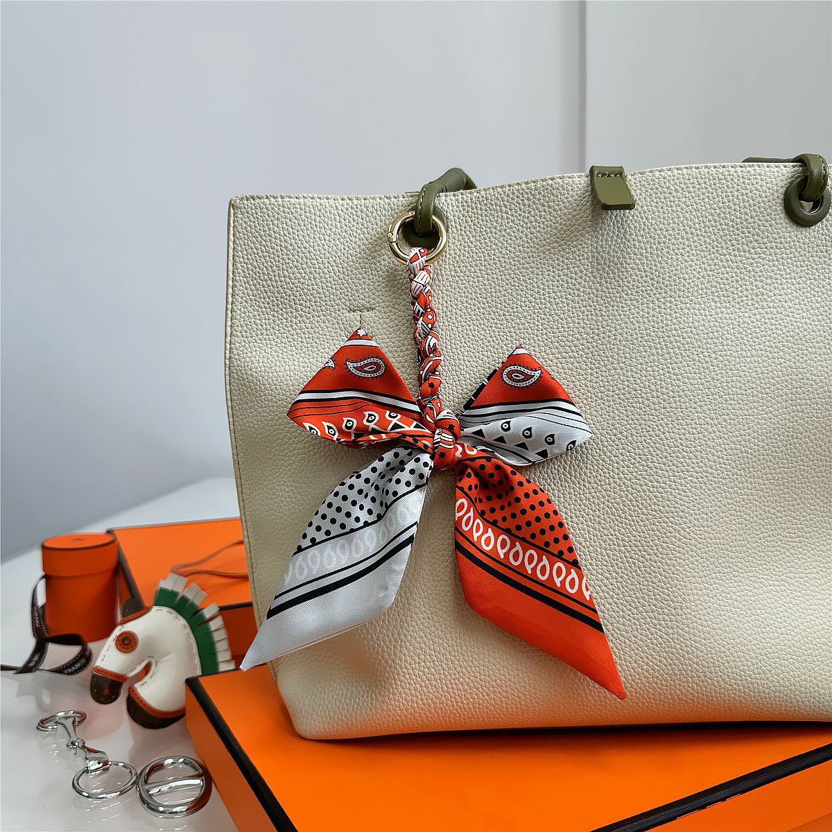 Elegant Silk Scarf Bow Bag Cha - Women'S Ysl Fashion 리뷰 및 가격