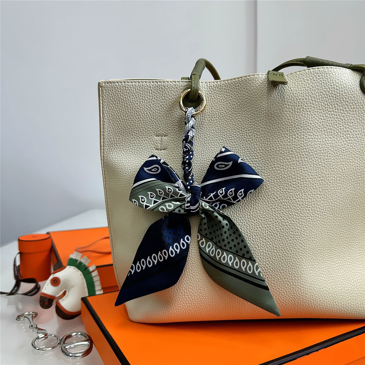 Elegant Silk Scarf Bow Bag Cha - Women'S Ysl Fashion 리뷰 및 가격