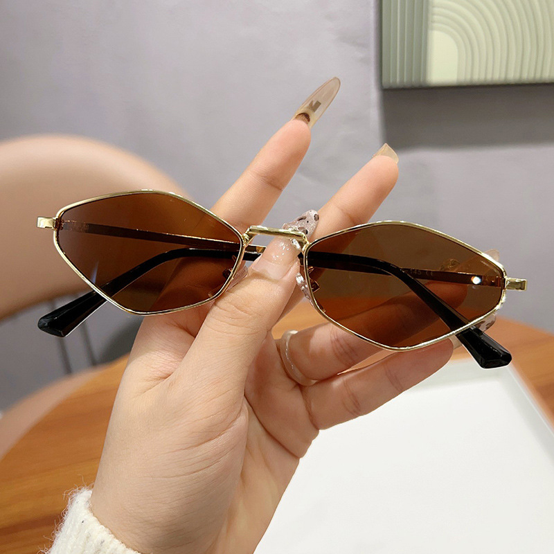Trendy Polygonal Small Sunglas - Women'S Fashion Trends Summer 2025 리뷰 및 가격