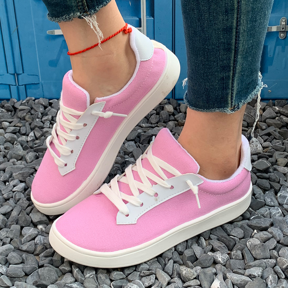 A Pair of Women's Casual Style - Women Fashion Model 리뷰 및 가격